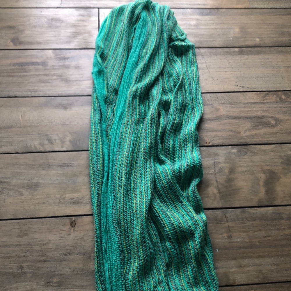 Scarf - Picture 3 of 4